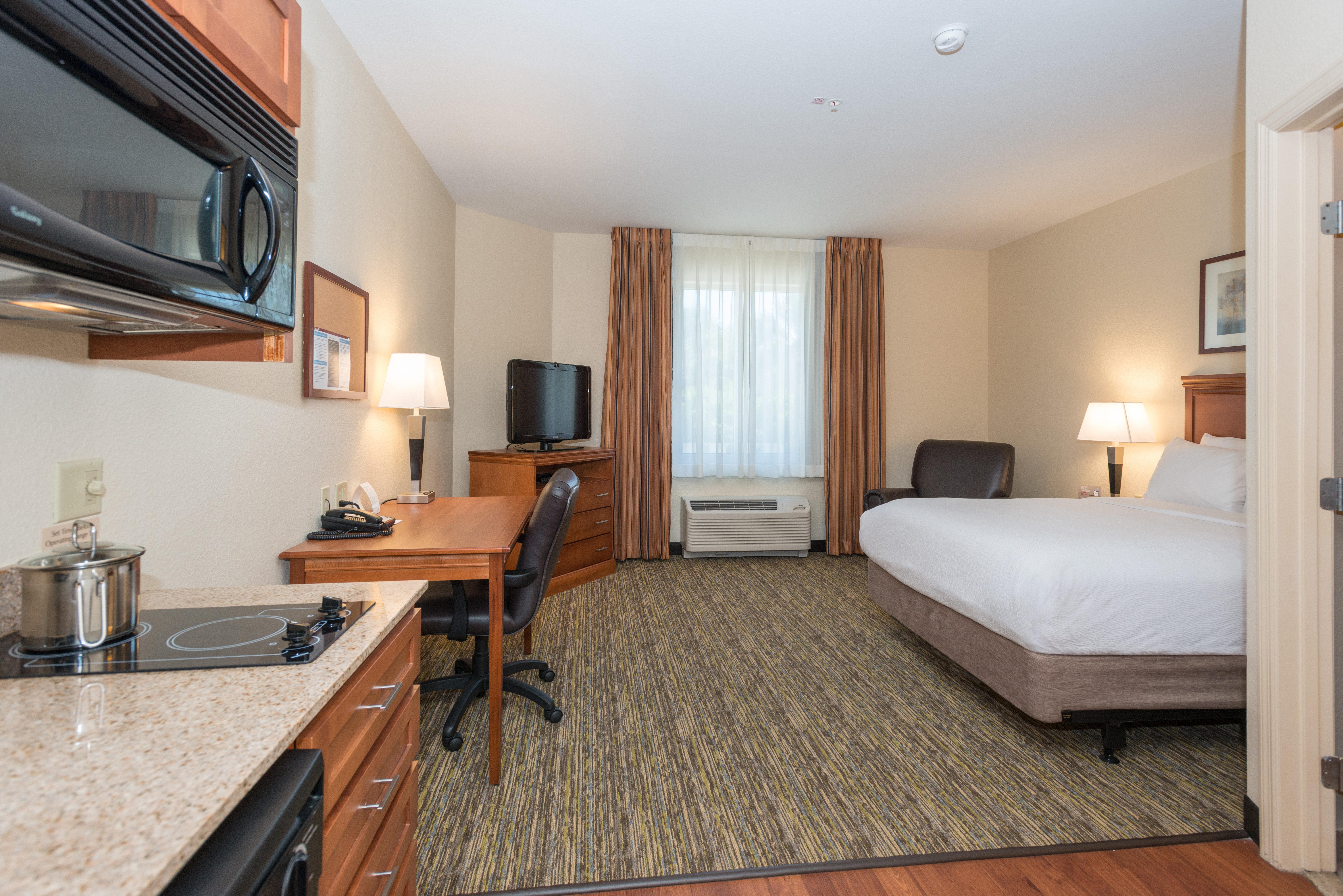Candlewood Suites Mobile-Downtown By Ihg Exterior photo
